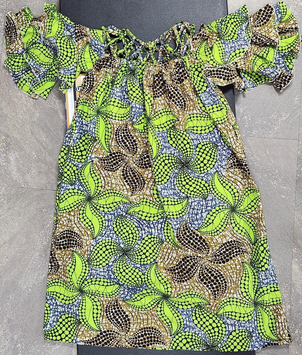 Green Free-flowing Pattern Maxi Dress